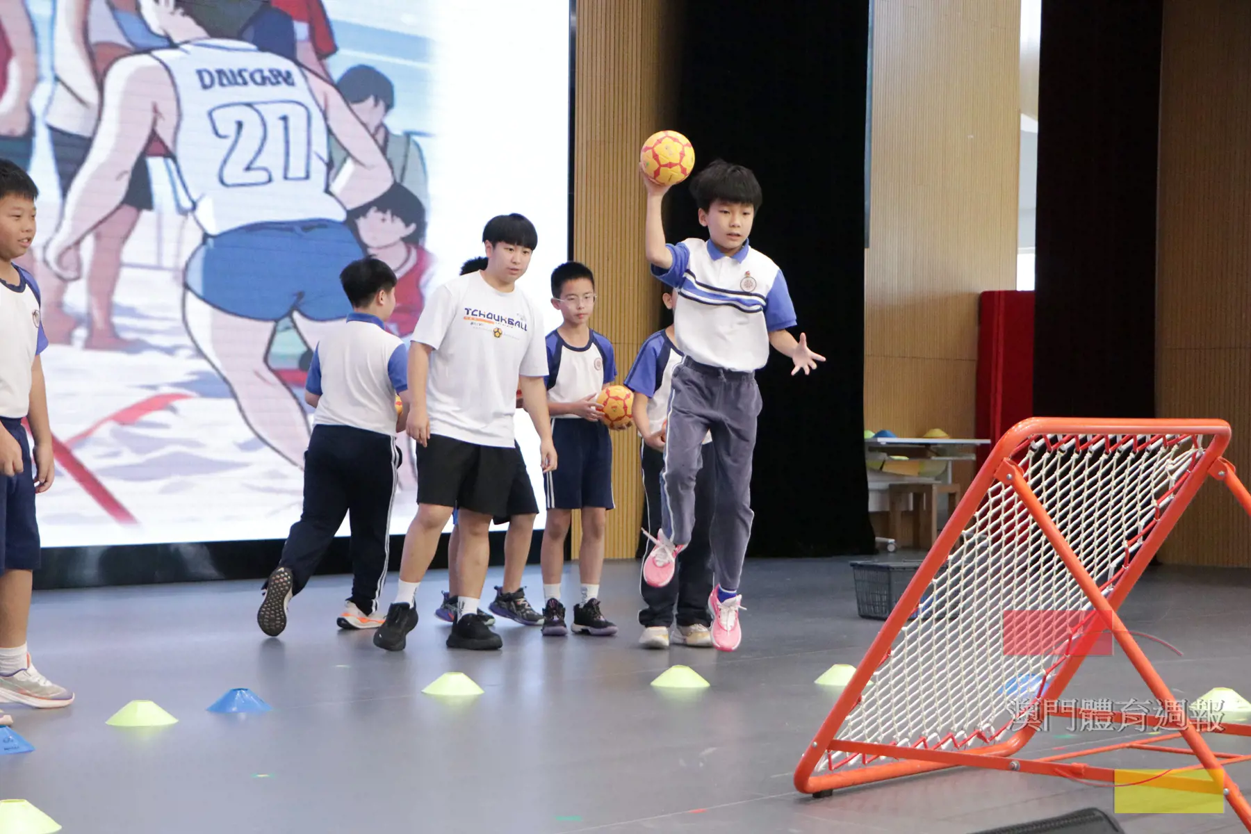 學生作君子球（巧固球）演練.jpg
