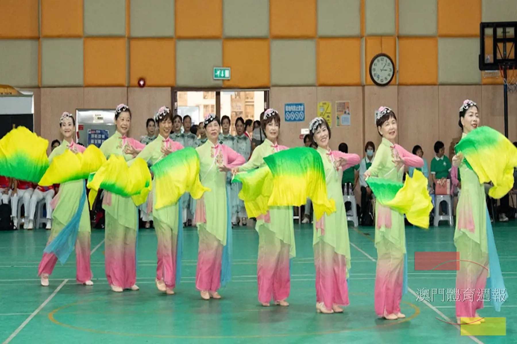 參賽隊伍於「剛．柔．展活力」同樂日上演繹精彩舞蹈_副本.png