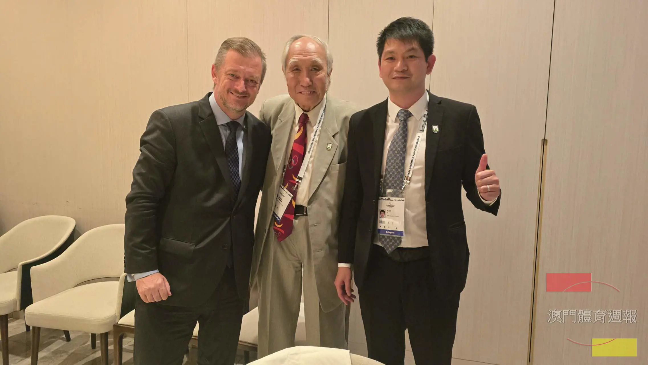IPC主席安德魯帕森斯與澳門兩位代表作交流.jpg
