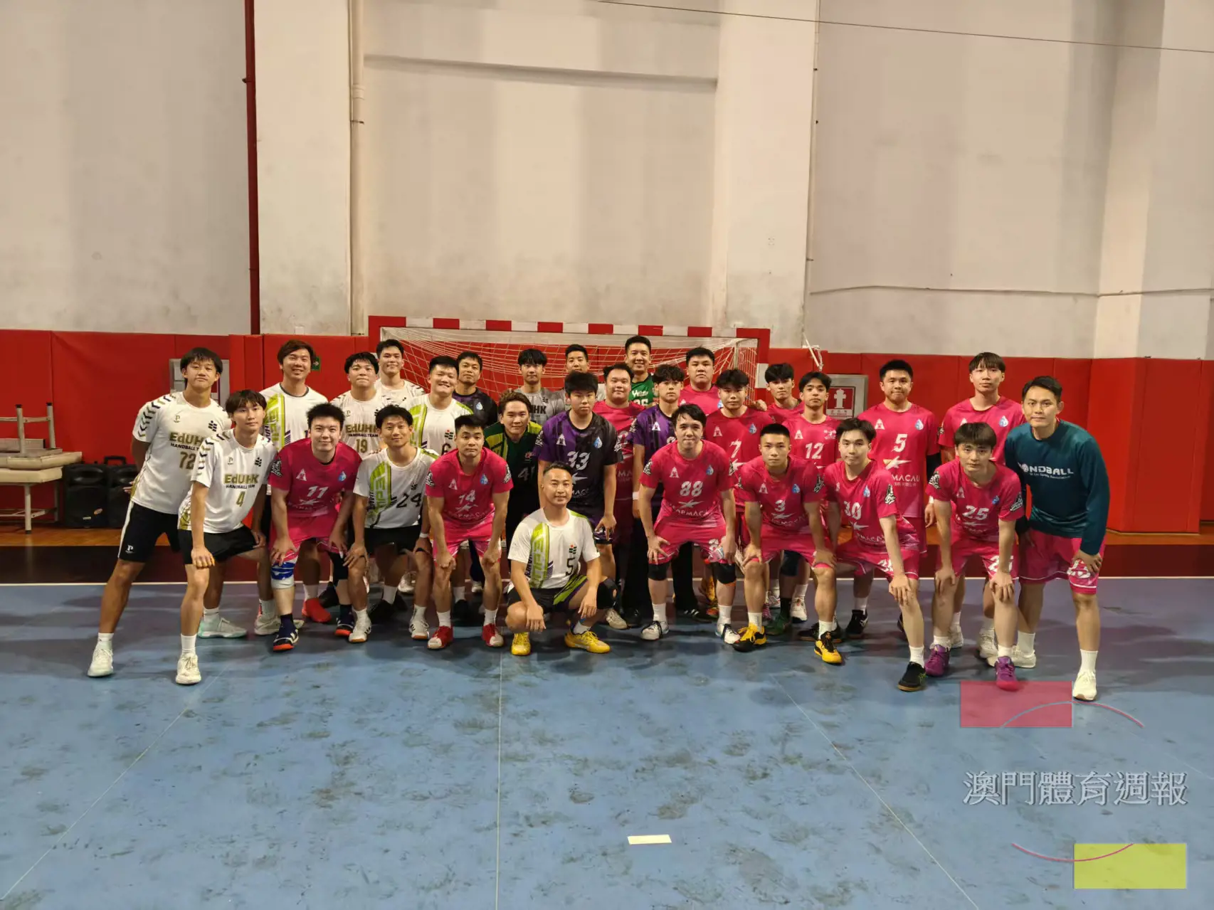 與香港教育大學校友會合照.jpg
