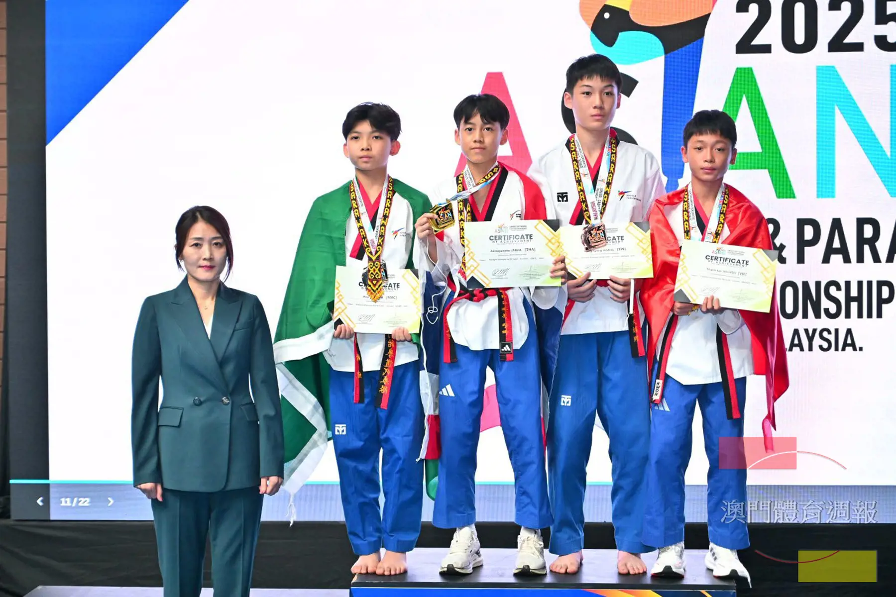 甘皓斌少年組自由品勢男子個人摘銀.jpg