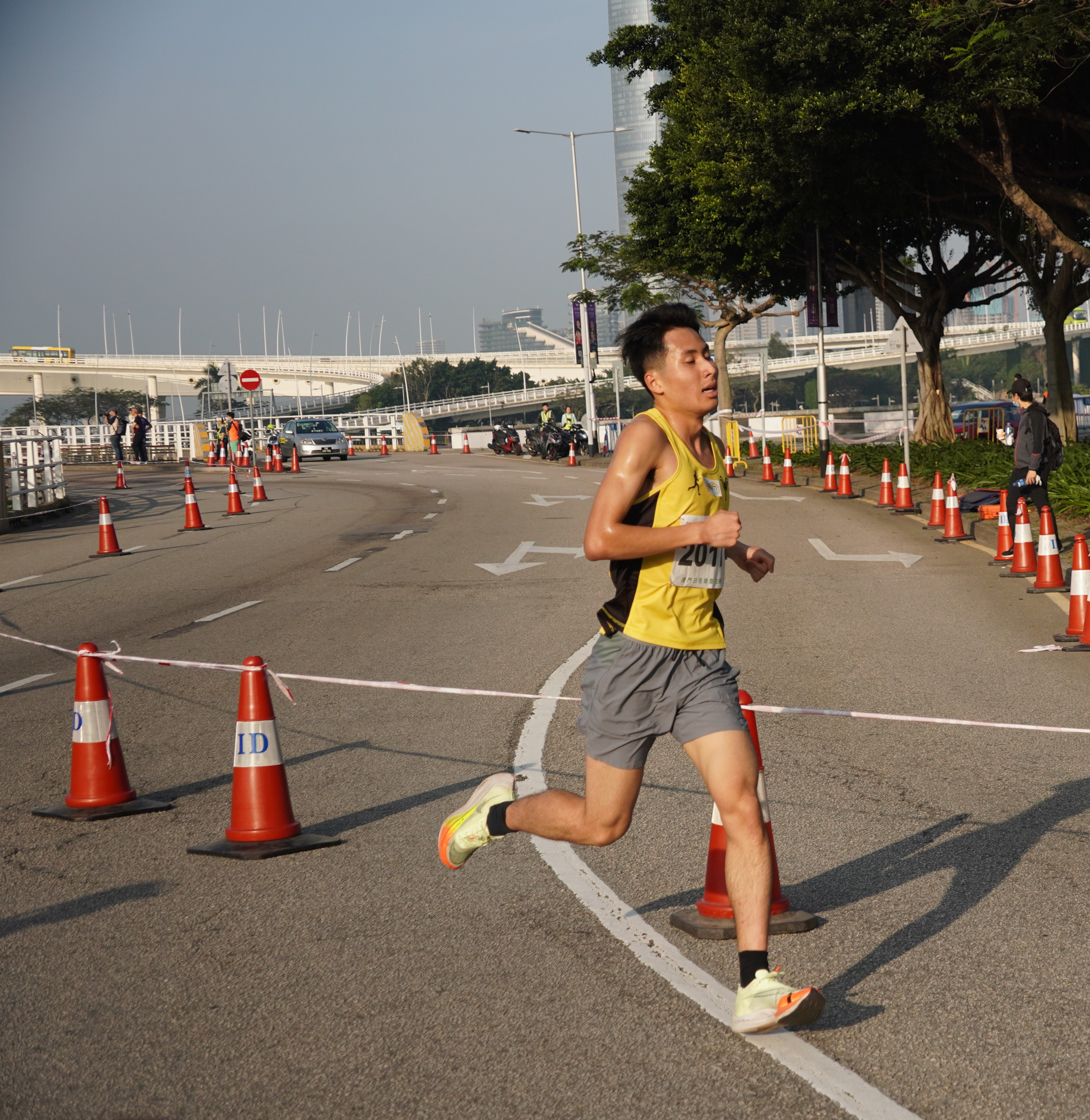 梁名德開步便已帶出.jpg